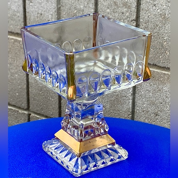Mid Century Vtg Jeanette Gold Trim Cut Glass Pedestal Wedding Bowl Candy Dish - Picture 2 of 16